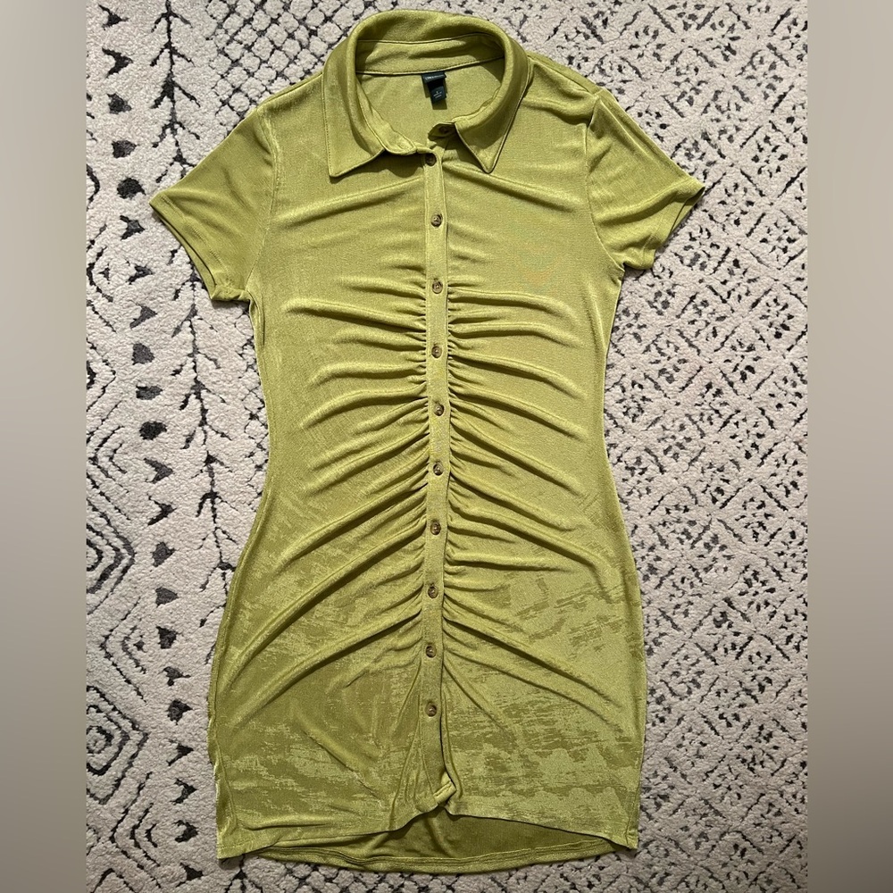 Green Ruched Button-Up Women's Dress